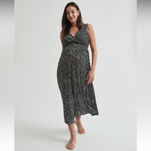 RW&Co. / Thyme Maternity Dress. NWT - Picture 2 of 10